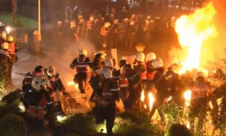 U arrestuan pas protestës së dhunshme të PD, Gjykata cakton masat për 14 protestuesit