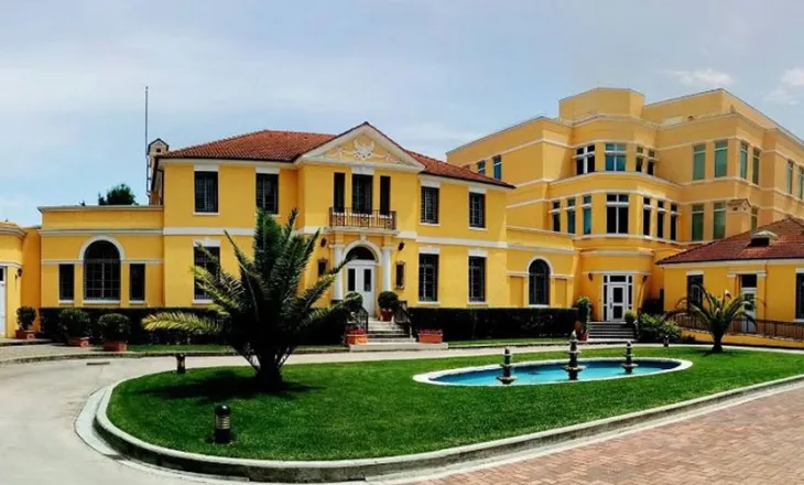 U bëri thirrje qytetarëve amerikanë të mos frekuentojnë disa destinacione në Tiranë, ambasada e SHBA sqaron për Quo Vadis se përse bëhet fjalë