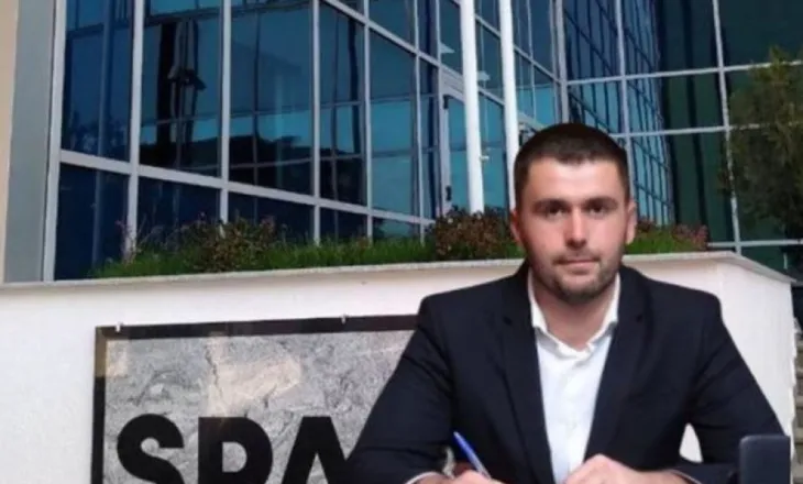 U dënua me 1 vit burg, kryebashkiaku i Rrogozhinës vetëdorëzohet në polici