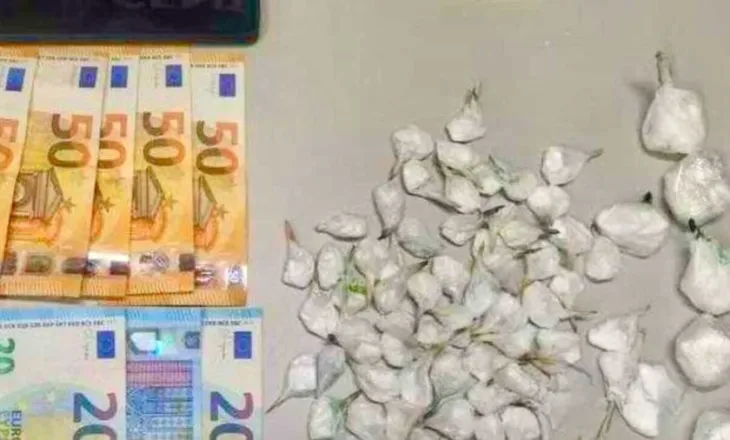 U kap me 70 doza kokaine në makinë, arrestohet i riu shqiptar në Itali