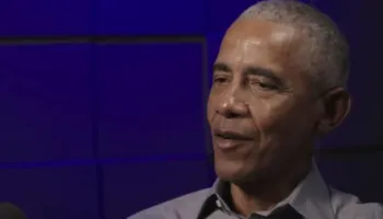 U portretizua si majmun nga Trump, Obama: “E shndërroi Amerikën në shfaqje cirku!”