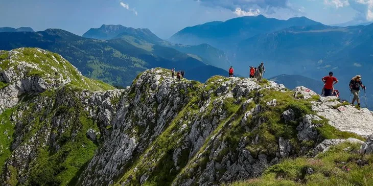 U zhduk gjatë marshimit në kufirin mes Kosovës dhe Malit të Zi, gjendet i pajetë në malin Hajla alpinisti