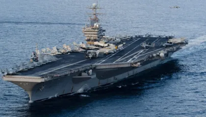 Uashingtoni shton presionin ushtarak ndaj Iranit përmes Gjirit Persik