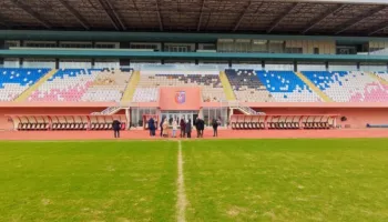 UEFA “zbarkon” në Shkodër, nis inspektimin e stadiumeve