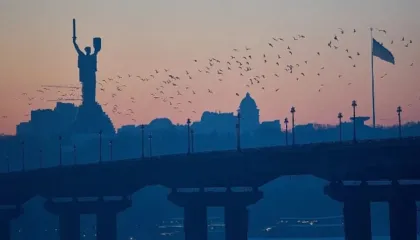 Ukraina do të ndryshojë qëndrimin negociues për bisedimet në Abu Dhabi pas sulmit masiv të Rusisë