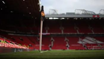 United deklaron një shifër rekord borxhesh prej 1.3 miliard stërlinash, për 6-mujorin e dytë të 2025-s