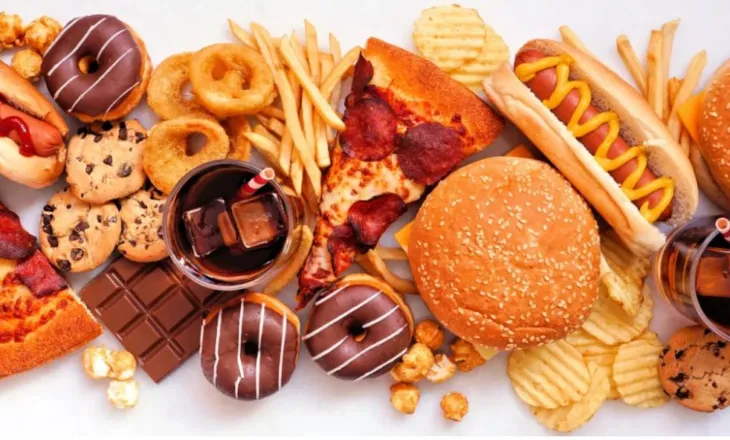 Ushqimet ultra të përpunuara po krijojnë varësi si cigaret
