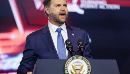 Vance: Irani ende refuzon të pranojë ‘kufijtë e kuq’, mbi 50 aeroplanë luftarakë USA drejt Lindjes së Mesme