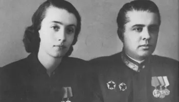 Vedat Kokona: Ja çfarë studenti torollak ishte Enver Hoxha!