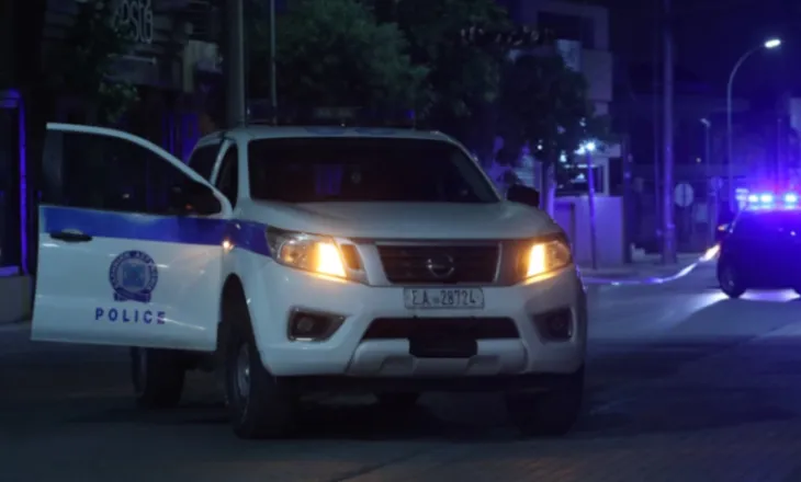 Vëllai vret vëllanë me thikë në Greqi