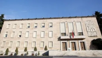 Vendim qeverie/ Shkarkohet drejtori i Antikorrupsionit, ja kush e zëvendëson Insidor Rexhepin