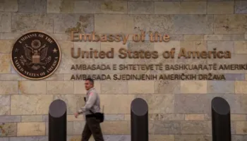 Vendimi i KQZ për Listën Serbe, reagon ambasada amerikane në Prishtinë: Minon partneritetin SHBA-Kosovë