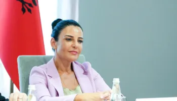 Vendimi i plotë i Kushtetueses, Balluku pezullohet nga detyra