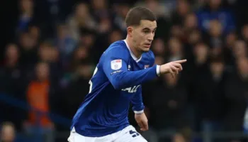 VIDEO/ Anis Mehmetit i mjaftojnë 3 minuta për të shënuar, gol spektakolar i lojtarit shqiptar