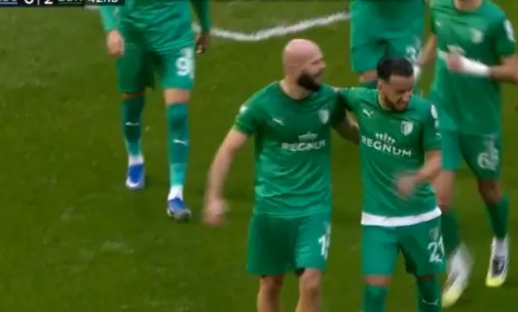 VIDEO/ Arlind Ajeti kthehet në versionin e sulmuesit, shënon dy gola në Turqi