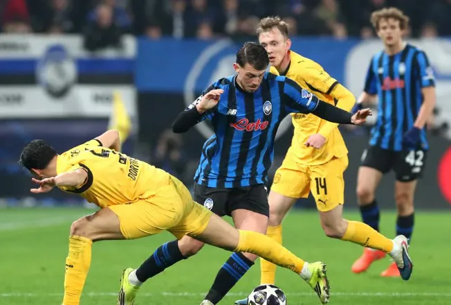 VIDEO/ Atalanta kompleton mrekullinë në Champions, përmbys Dortmundin, Gjimshiti me shokë festojnë kualifikimin