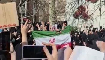 VIDEO/ Protestat studentore përhapen në të gjithë institucionet arsimore të Iranit