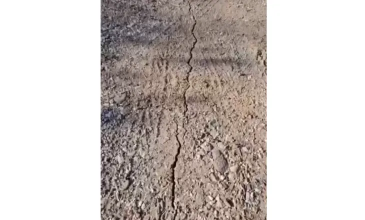 VIDEO/ Rruga alternative Librazhd–Spathar–Dardhë pëson dëmtime serioze