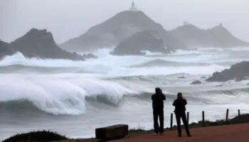 VIDEO/ Stuhia “Oriana” merr përpara gjithçka në Spanjë