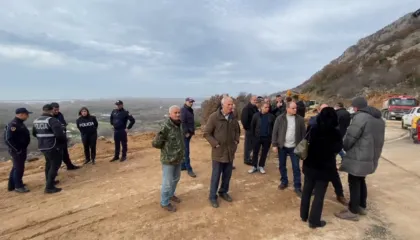 Vijon protesta kundër resortit, banorët përplasen me policinë, tentojnë të bllokojnë punimet