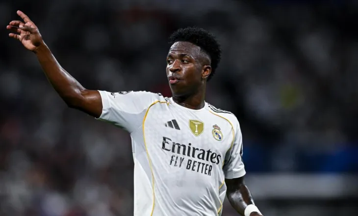 Vinicius Junior zbulon bashkëlojtarin që i ka bërë më shumë përshytpje te Real Madrid: E kuptuam njëri-tjetrin vetëm me një shikim