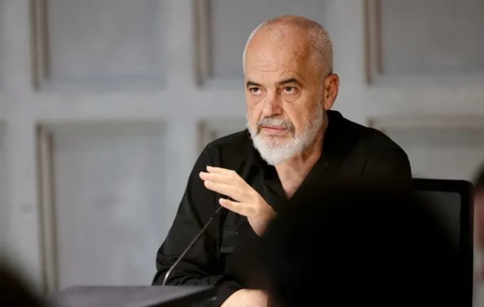 Vizita e Edi Ramës më 19 shkurt në Uashington me ftesë të Trump “jehonë” dhe në media të huaja