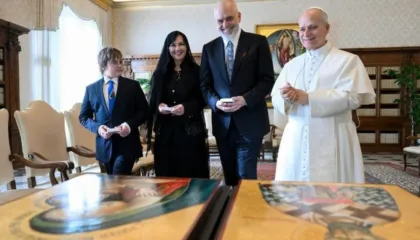 Vizita në Vatikan/ Kryeministri Rama pritet nga Papa Leone XIV (FOTO)