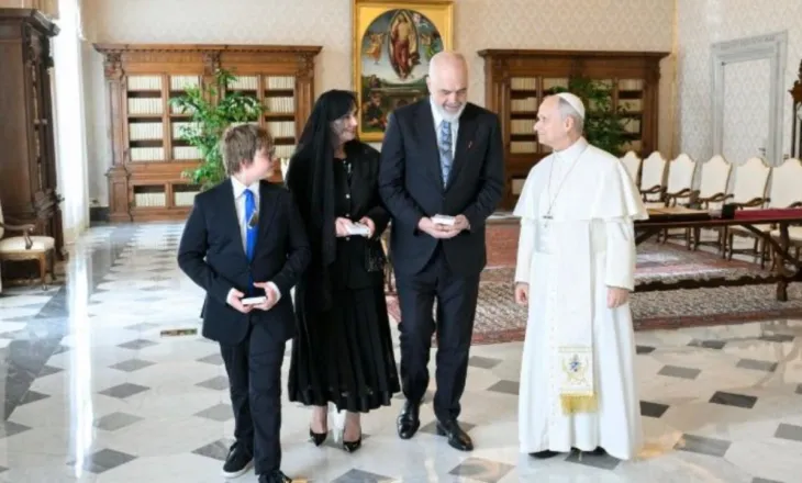 Vizita zyrtare në Vatikan, kryeministri Rama pritet nga Papa Leoni XIV në Pallatin Apostolik