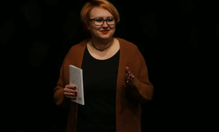 Vjollcë Berisha: Ftohtë për ëndrra miturake