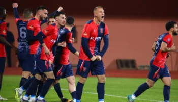 Vllaznia e bën festë ne Shkodër, Shehi nuk ia ndryshon “muzikën” Tiranës në ‘Klasike’