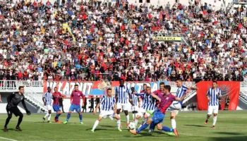 Vllaznia “mund” Tiranën ende pa filluar ndeshja, i kujton vitin më të errët të historisë së saj