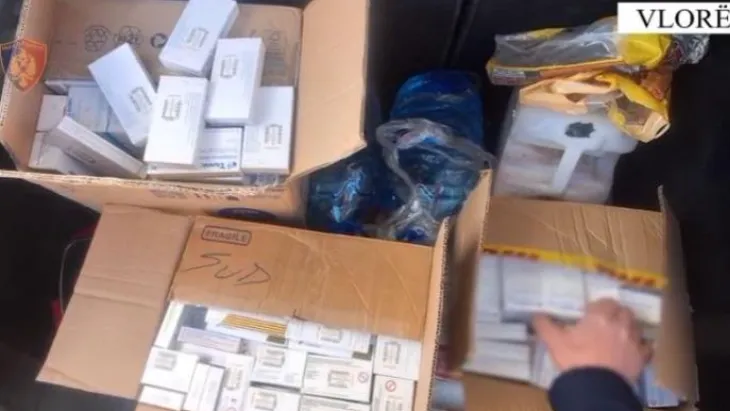 Vlorë/ Tregtonin medikamente të kontrabanduara nga Italia, arrestohet 53-vjeçari, nisin hetimet për djalin e tij