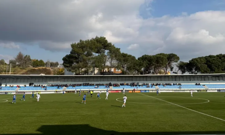 Vora dorëzohet në minutat shtesë, Dinamo përmbys rezultatin dhe nuk i lëshon territor Partizanit