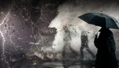 Vranësira të dendura dhe shira me shkarkesa elektrike, parashikimi i motit për sot