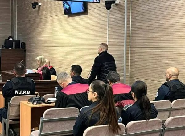 Vrasja e Liridona Ademajt/ Naim Murseli del sot para gjykatës