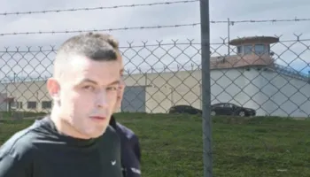 Vrasja e të burgosurit grek nën “hijen” e Alket Rizait, arrestohet kryegardiani, baxhanaku i shqiptarit të dënuar