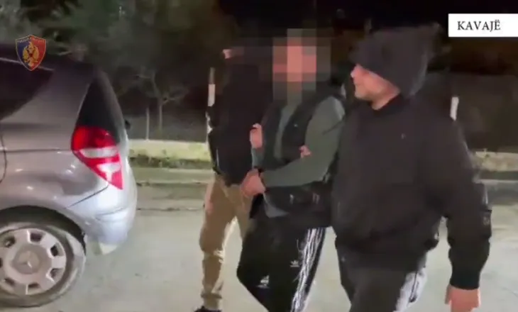 Vrasja në Kavajë pas konfliktit për parkimin e makinës, bie në pranga autori i dyshuar