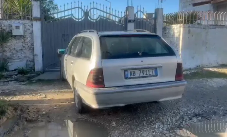 Vrasja në Kavajë, si nisi sherri/ Autori i kërkoi të largonte makinën, më pas i dha dy goditje fatale me…