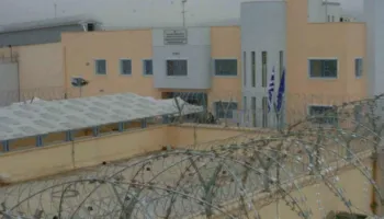 Vrasje me armë zjarri brenda burgut në Greqi, në dhomë gjatë krimit ishte edhe Alket Rizai