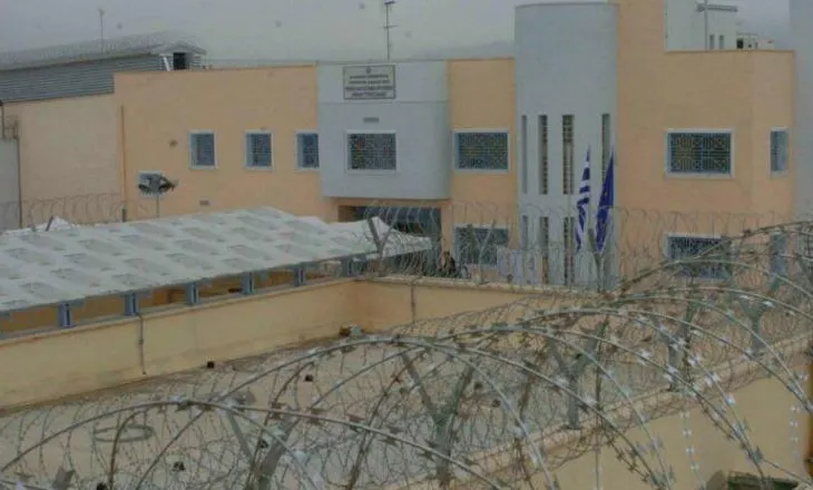 Vrasje me armë zjarri brenda burgut në Greqi, në dhomë gjatë krimit ishte edhe Alket Rizai