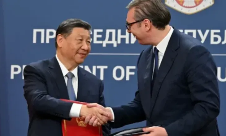 Vuçiç: Do të pajisemi më robotë të armatosur me ndihmën e Kinës