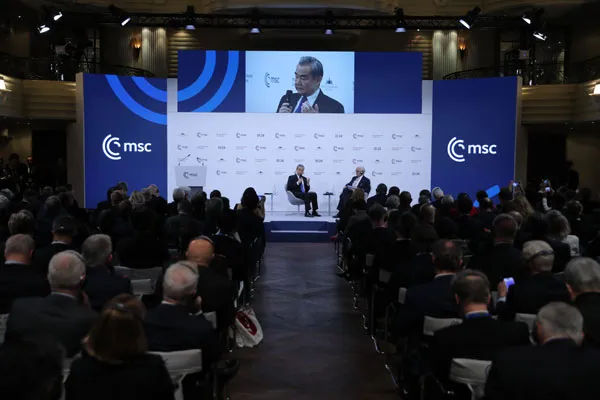 Wang Yi, Kina dhe Europa janë partnere, jo rivale