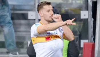 Ylber Ramadani rimerr pozitat e liderit te Leçe, tani “abonohet” edhe me golin