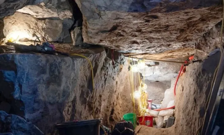 Zbulohet shpella që daton 6 mijë vjet më parë/ Gjendet koleksioni i mjeteve prehistorike