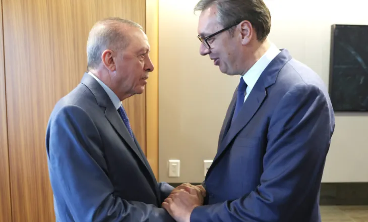 Zemërimi me Turqinë për armatosjen e Kosovës, Vuçiç “humb kujtesën”, ja çfarë fshihet pas kthesës 180 gradë