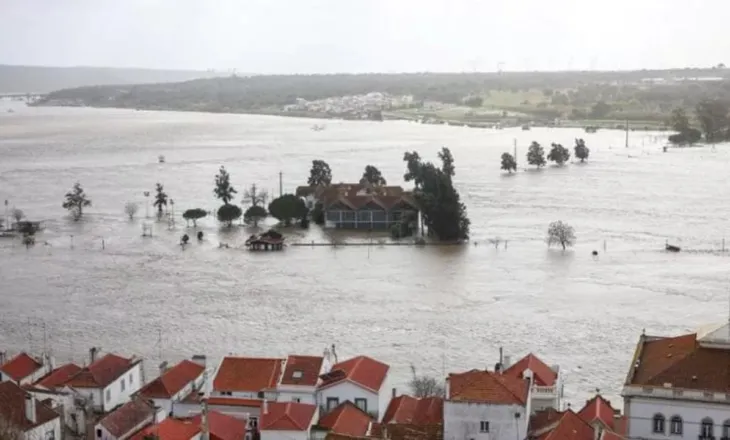 Zgjedhje në kushte ekstreme, Portugalia voton presidentin e ri mes përmbytjeve dhe stuhive që kanë shkaktuar viktima në vend