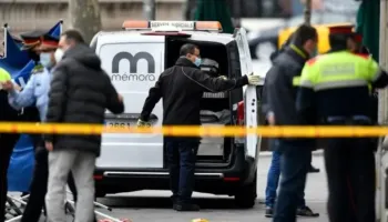 Zjarr në një ndërtesë, humbin jetën 5 persona, 3 prej të cilëve të mitur