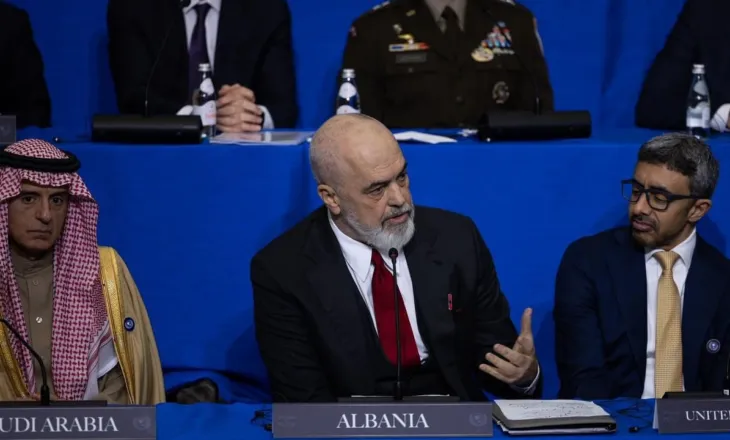 “Zoti e bekoftë Bordin e Paqes”/ Fjala e Ramës në Uashington: Shqipëria do kontribuojë në Gaza, në Europë thonë se Bordi do zëvendësojë OKB-në, por…