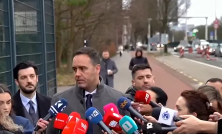 Zv/kryeministri i Kosovës, Glauk Konjufca, në Hagë: Po përpiqet të shtrembërohet historia!
