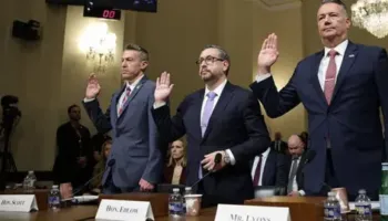 Zyrtarët e imigracionit mbrojnë agjentët pas vdekjes së dy amerikanëve